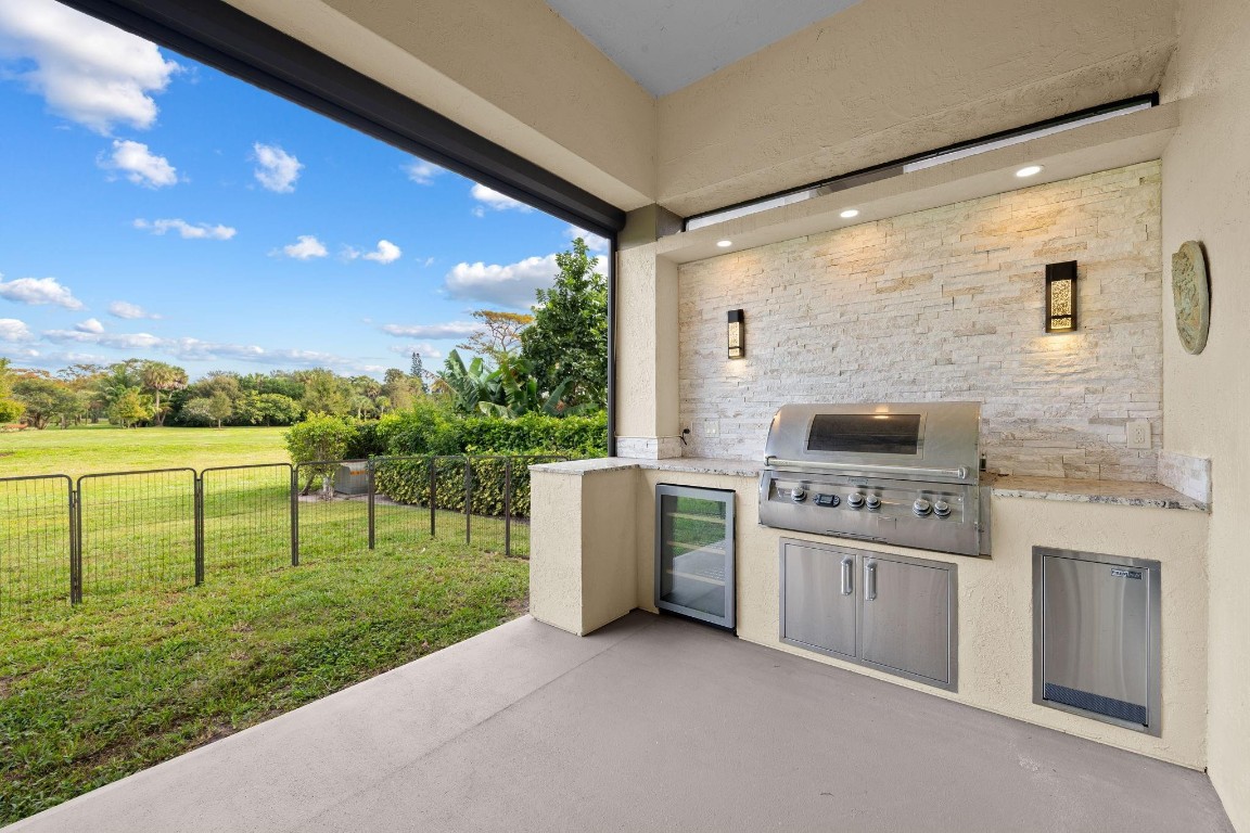 Golf-Tam Village 119-18 B - Residential