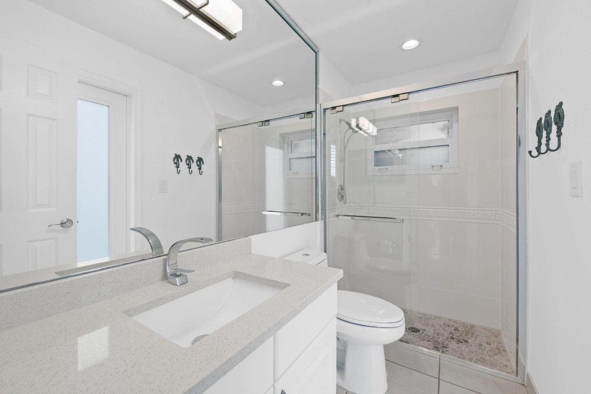 Golf-Tam Village 119-18 B - Residential