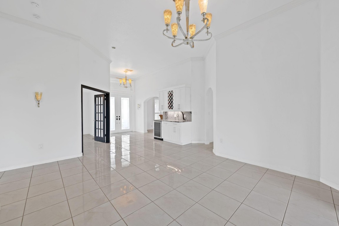 Golf-Tam Village 119-18 B - Residential