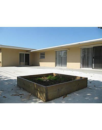 1370 NW 54th Terrace