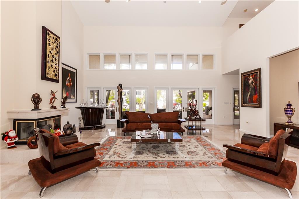 Del Lago Isle 42-2 B - Residential