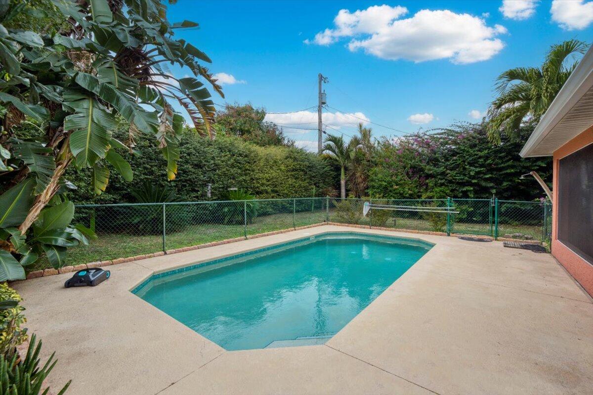 PORT ST LUCIE SECTION 11 - Residential