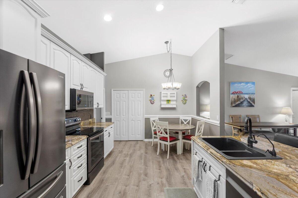 PORT ST LUCIE SECTION 11 - Residential