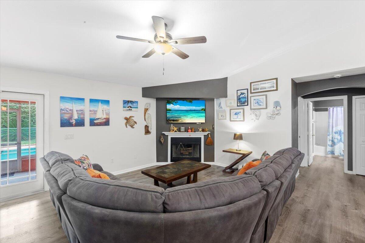 PORT ST LUCIE SECTION 11 - Residential