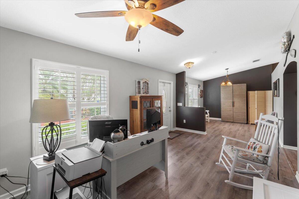 PORT ST LUCIE SECTION 11 - Residential