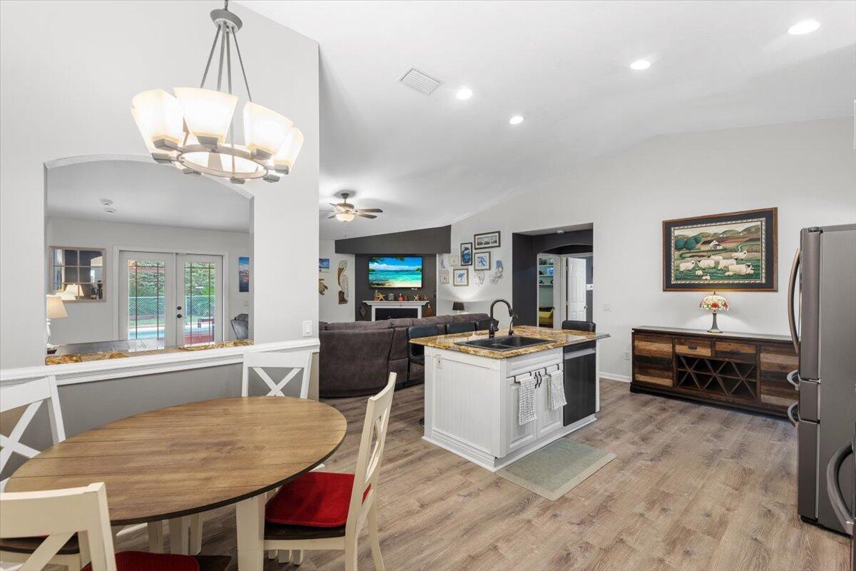 PORT ST LUCIE SECTION 11 - Residential