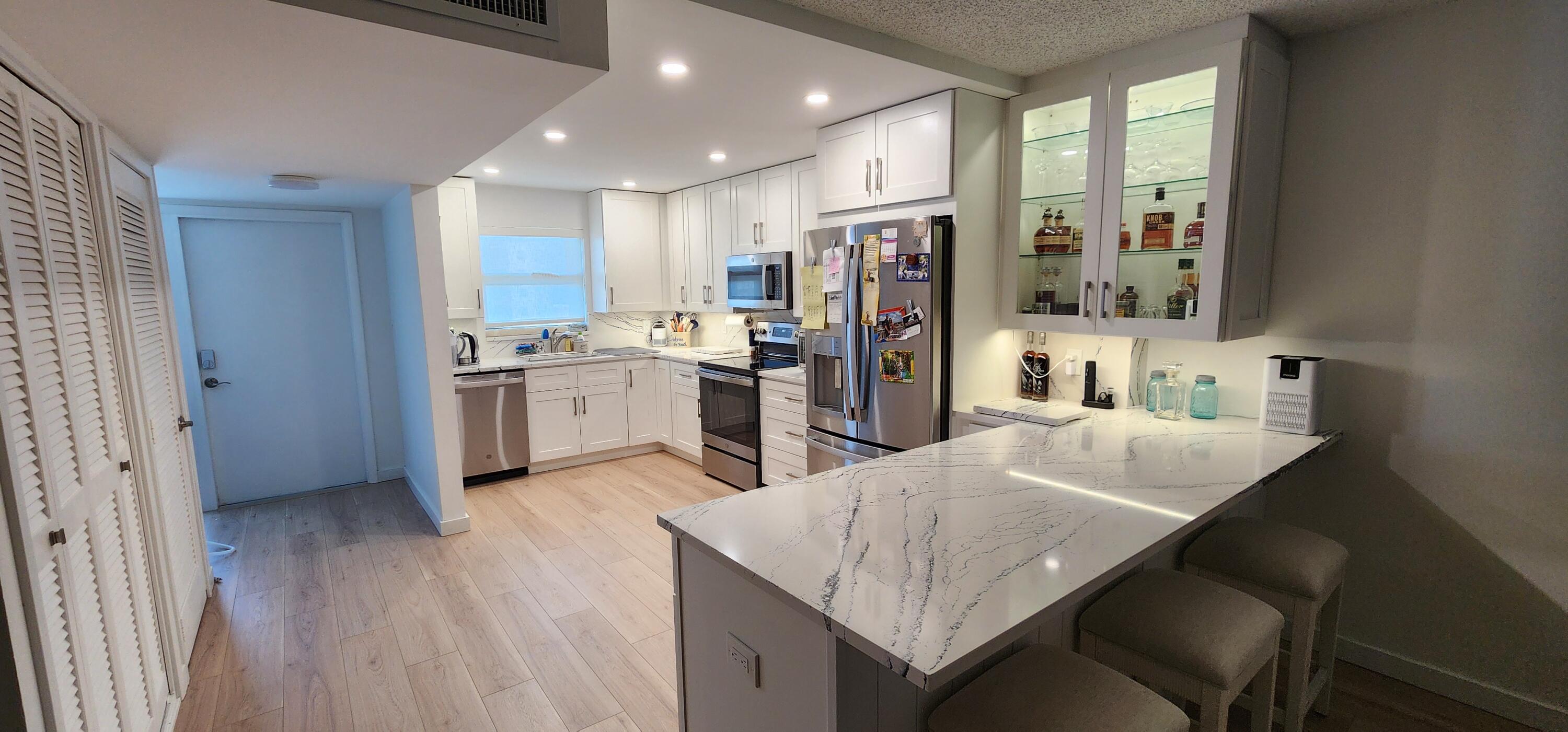 299 N Riverside Drive 604