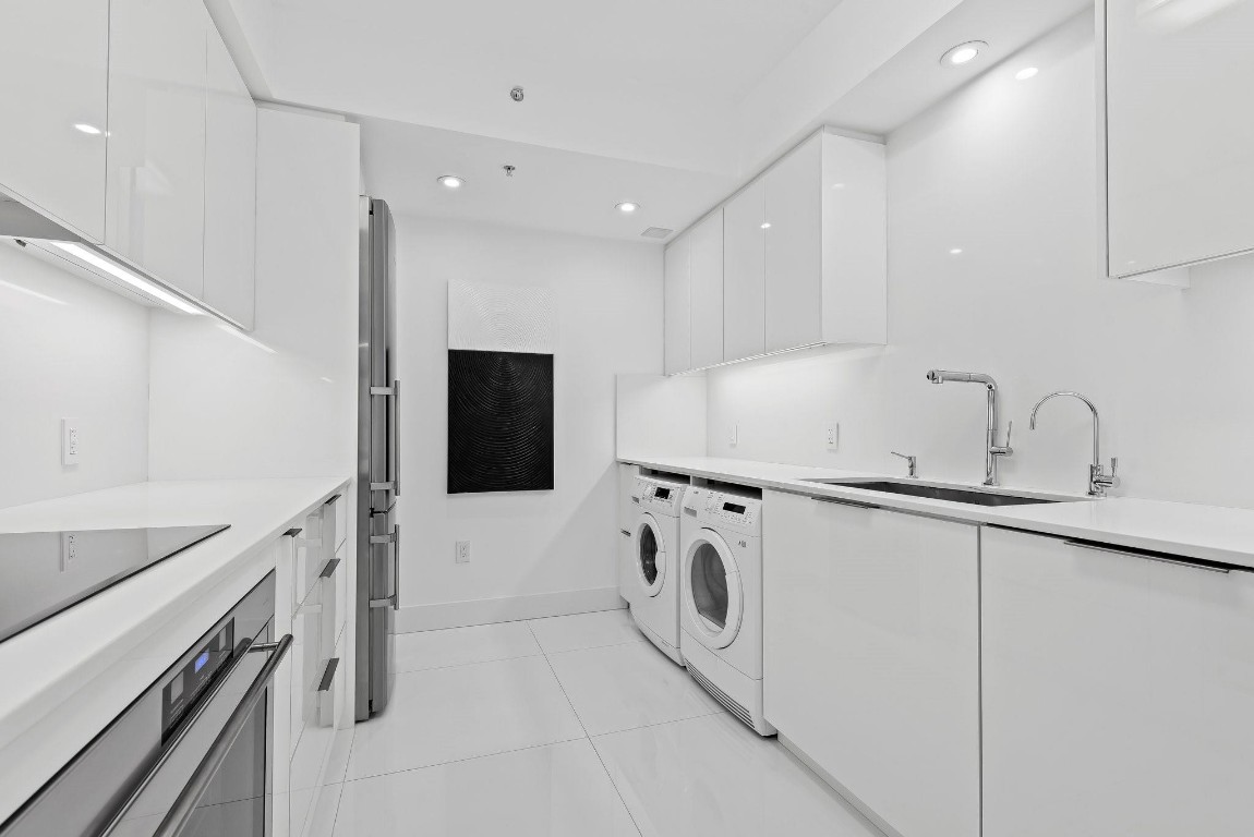 350 Las Olas Place Condo - Residential Lease