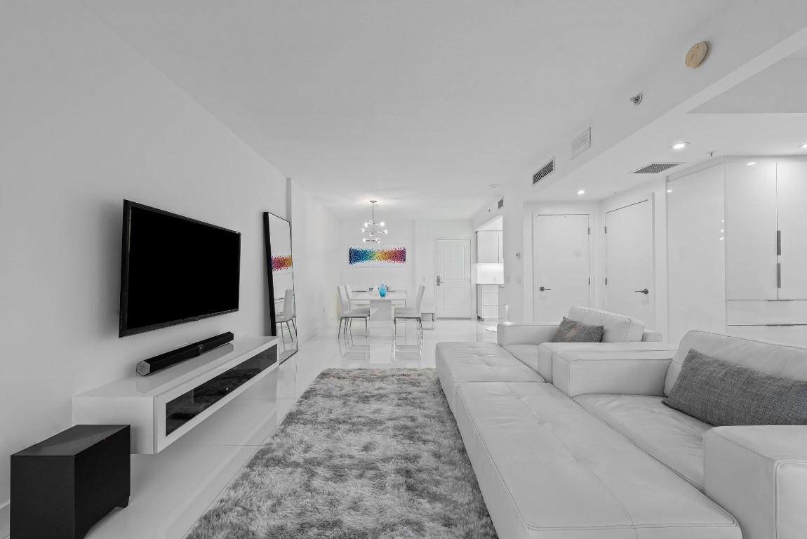 350 Las Olas Place Condo - Residential Lease