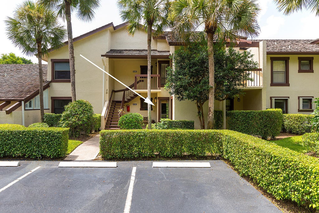 Photo of 11397 Pond View Drive #E102, Wellington, FL 33414 (MLS # B26044214)