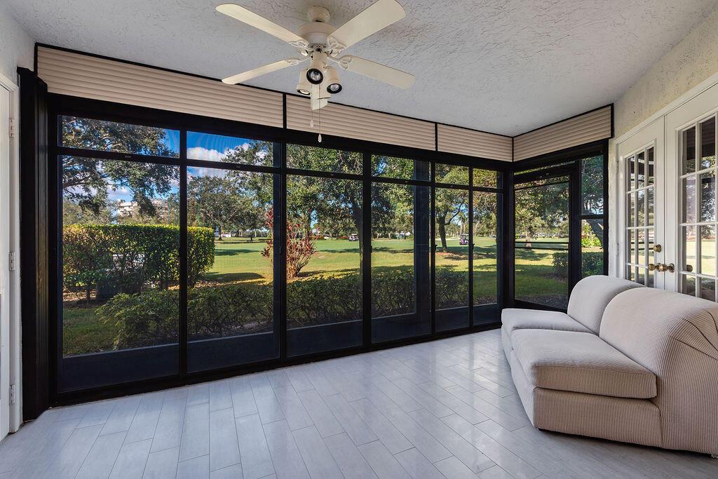 GLENEAGLES CONDO IV - Residential