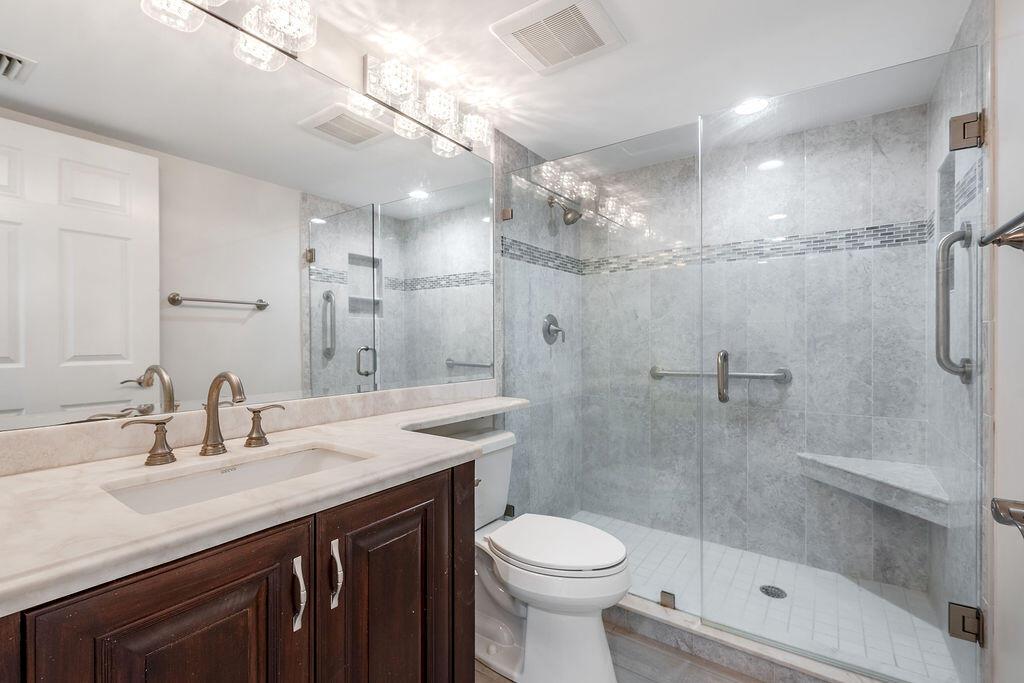 GLENEAGLES CONDO IV - Residential