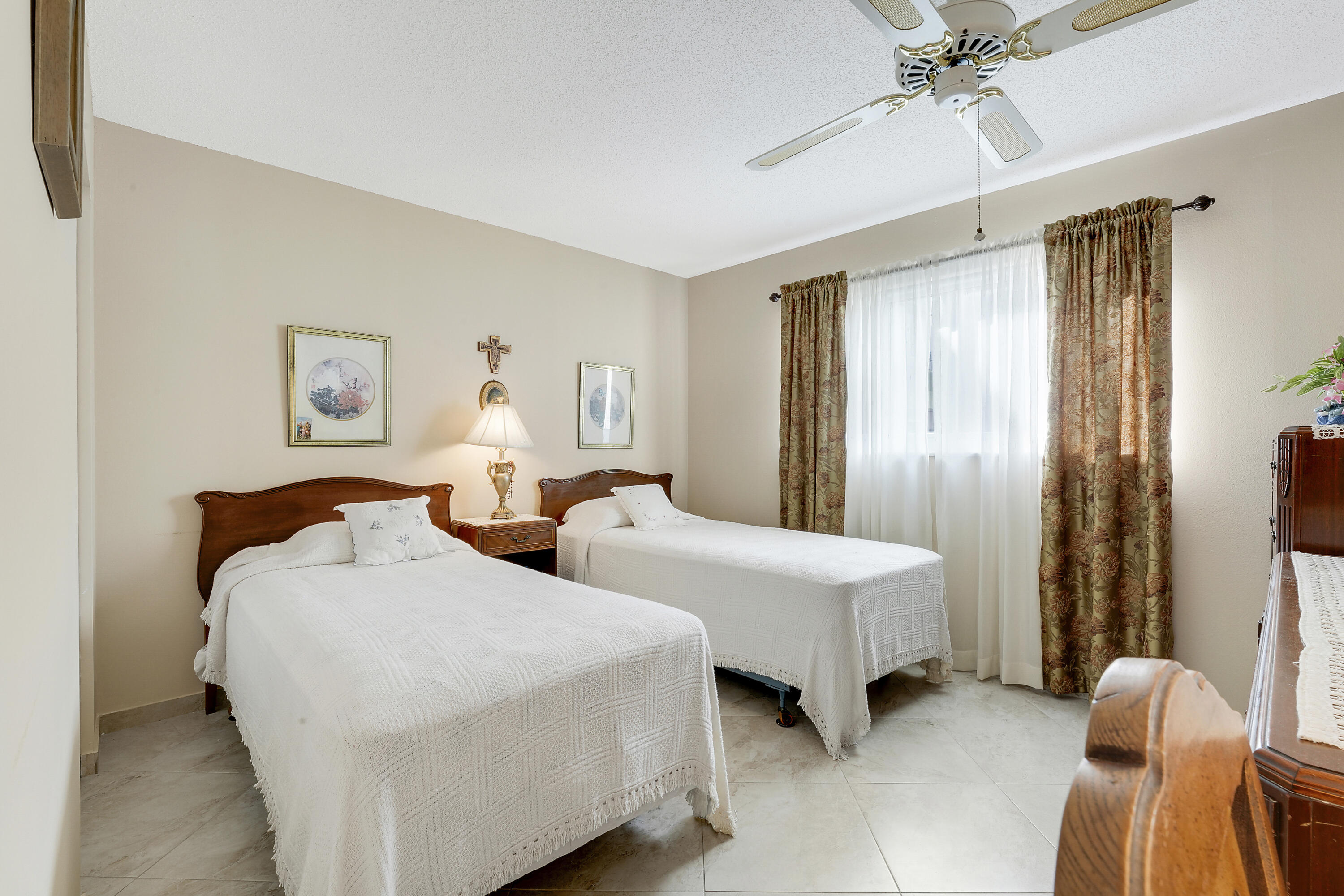 Lakeside Village - Residential