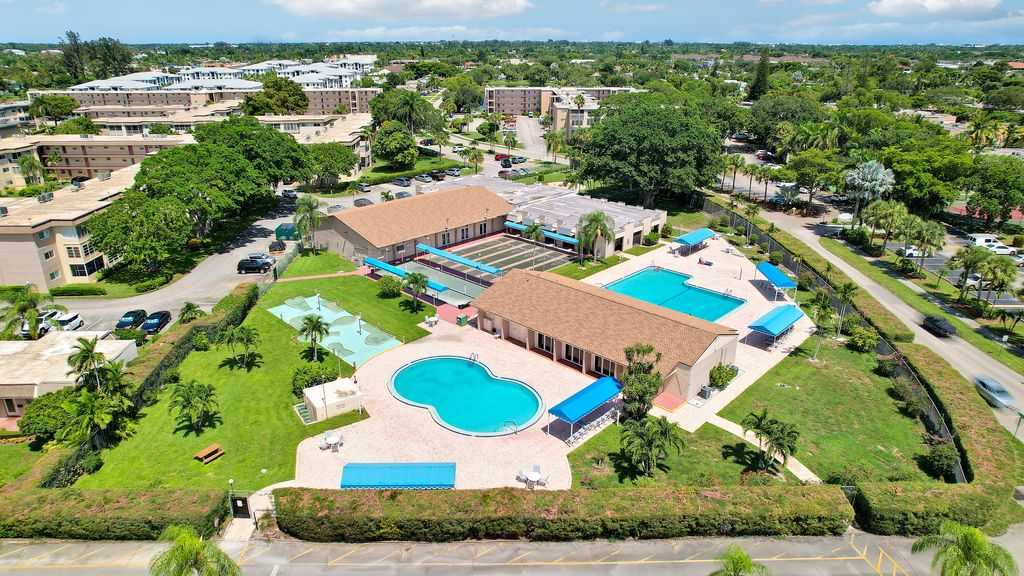 Photo of 701 Lori Dr #204, Palm Springs, FL 33461 (MLS # R11158940)