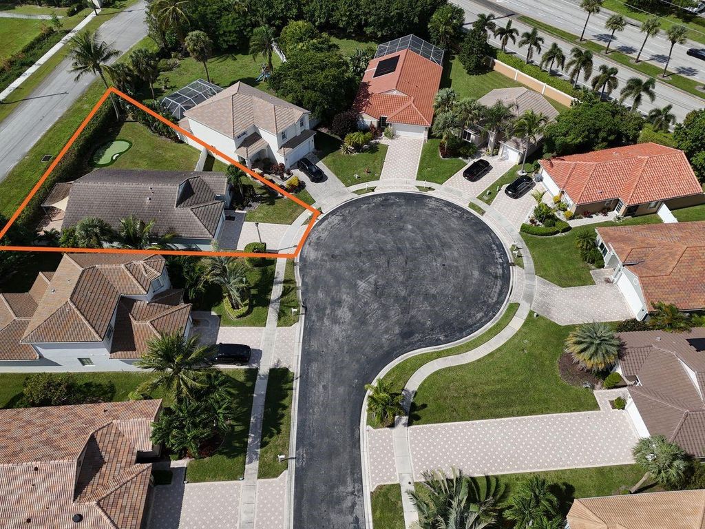 Photo of 8260 Palm Gate Dr, Boynton Beach, FL 33436 (MLS # F10532430)