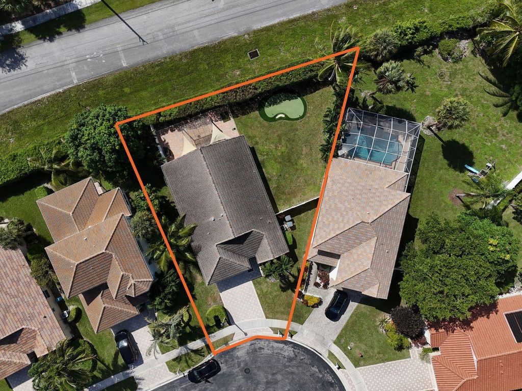 Photo of 8260 Palm Gate Dr, Boynton Beach, FL 33436 (MLS # F10532430)