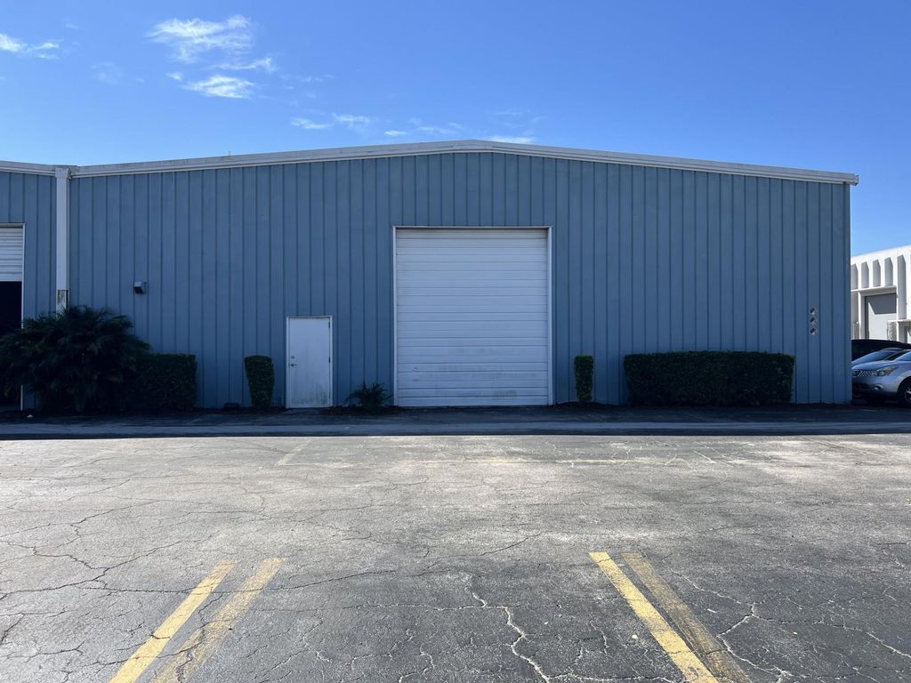 Photo of 720 W McNab Road, Fort Lauderdale, FL 33309 (MLS # F10489433)