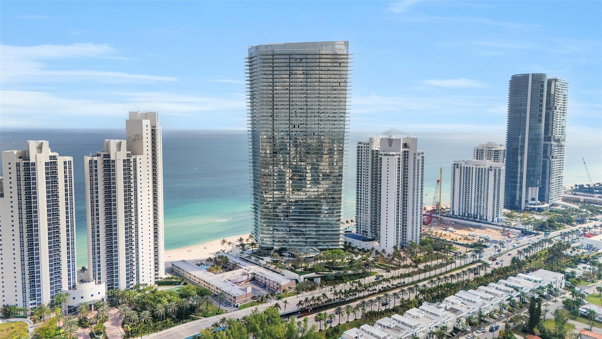 Residences by Armani Casa - Residential