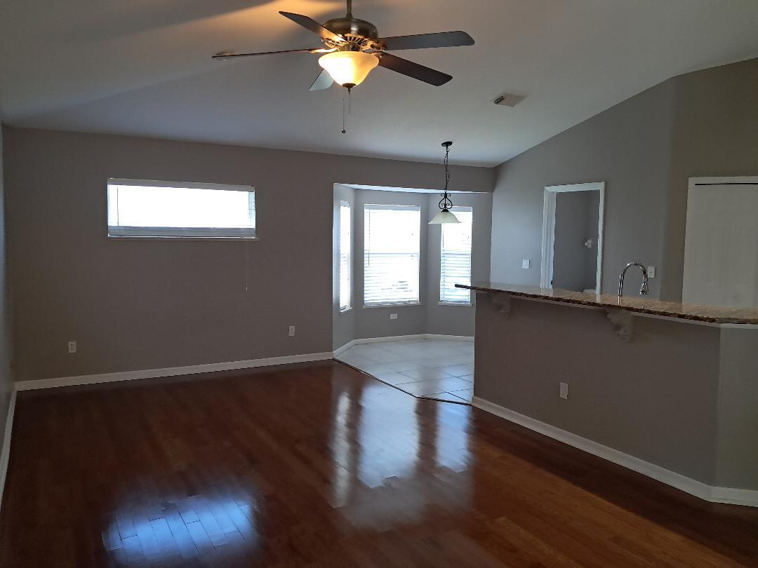 PORT ST LUCIE SECTION 41 - Residential Lease