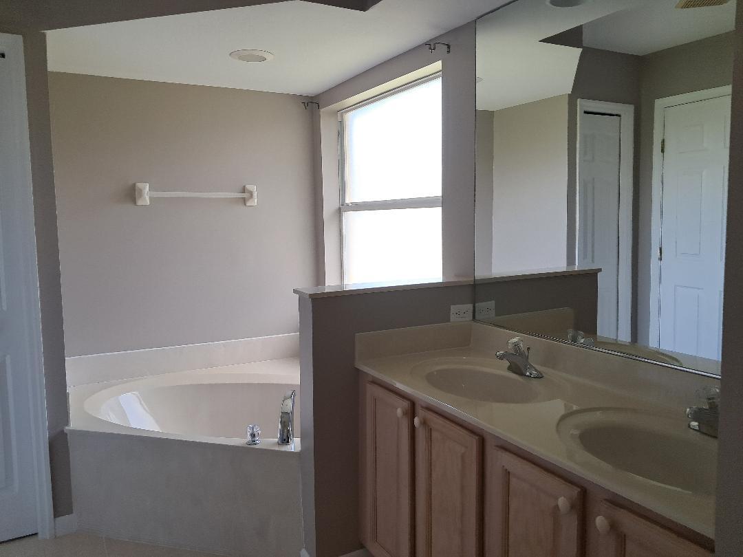 PORT ST LUCIE SECTION 41 - Residential Lease
