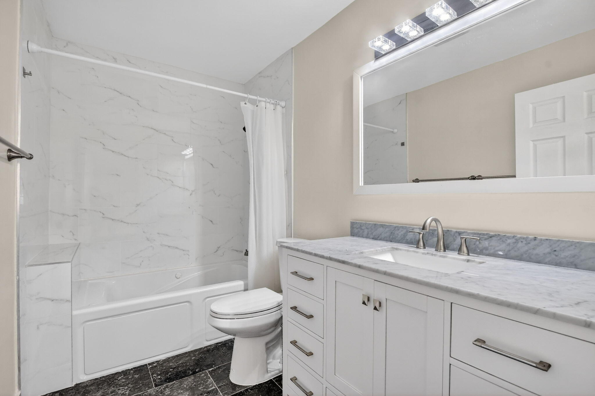 HAMMOCK OF SANDALFOOT - Residential