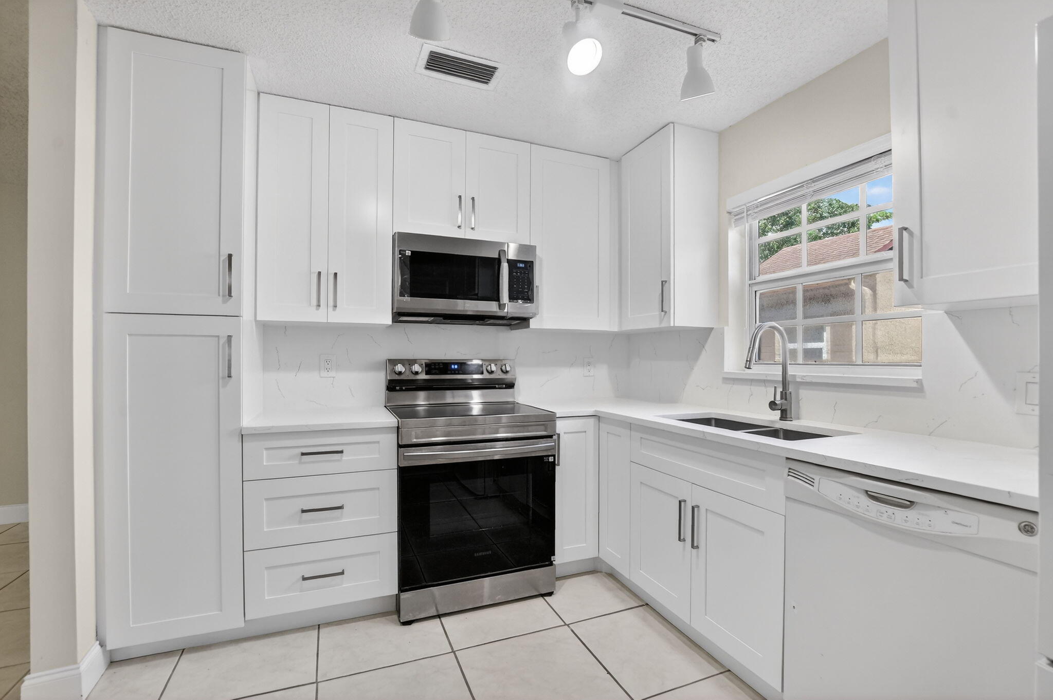 HAMMOCK OF SANDALFOOT - Residential