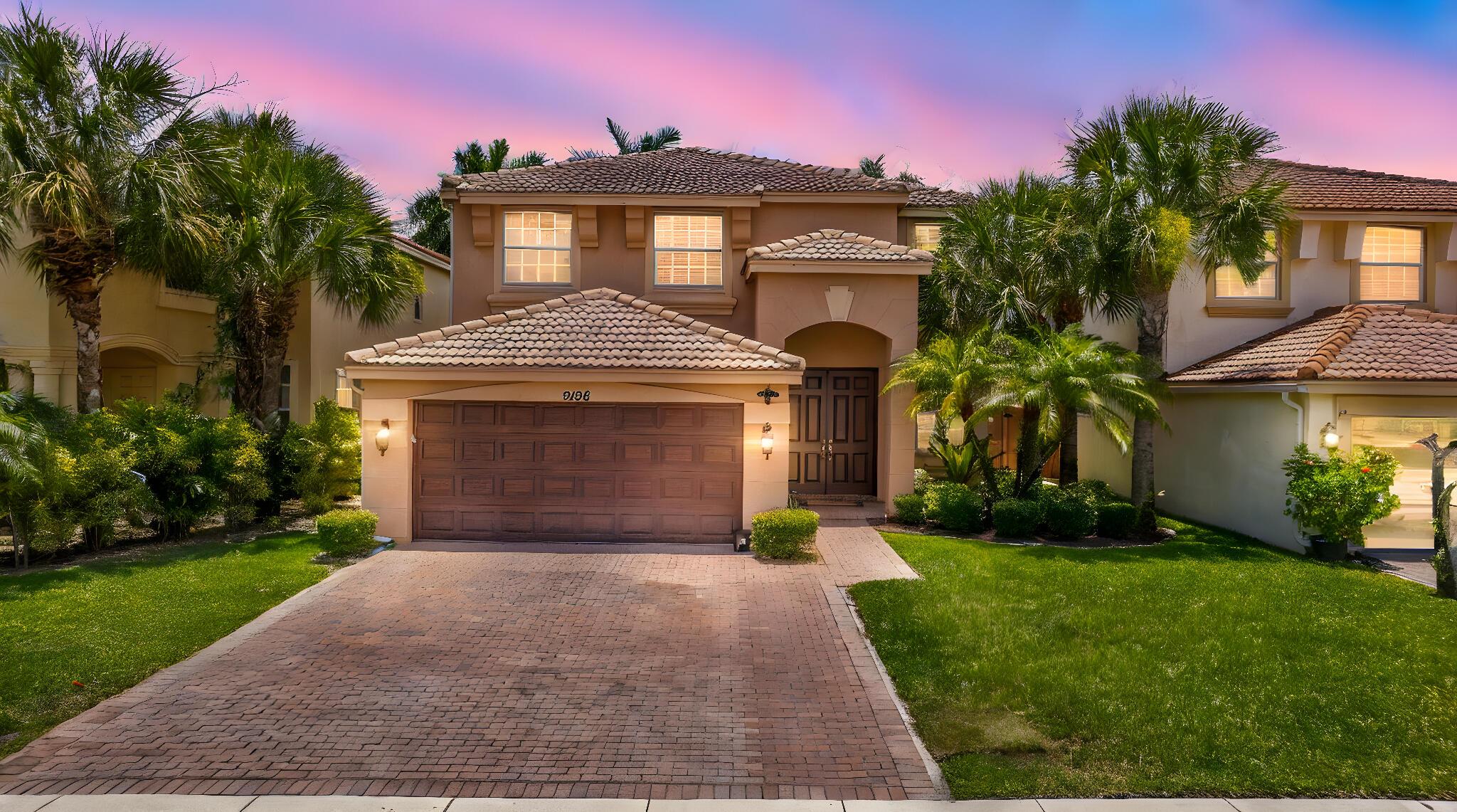 Properties 9196 Dupont Place
