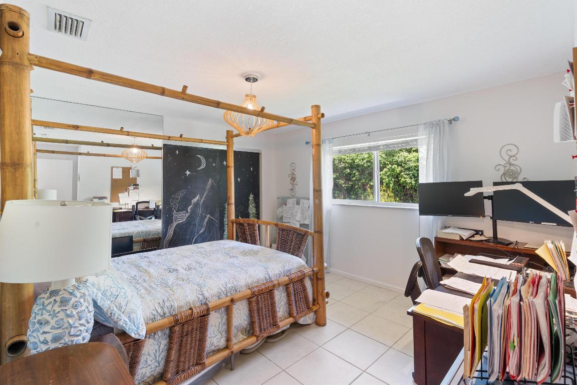 BOCA BAY COLONY - Residential Lease