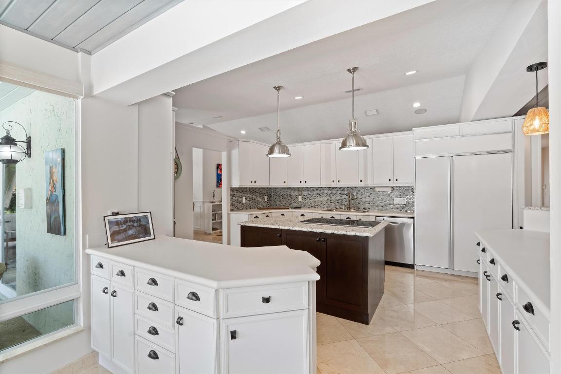 BOCA BAY COLONY - Residential Lease