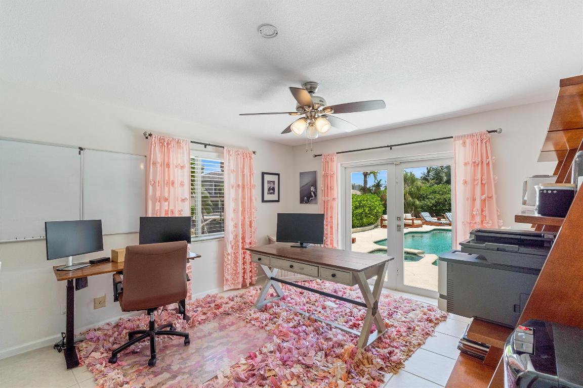 BOCA BAY COLONY - Residential Lease