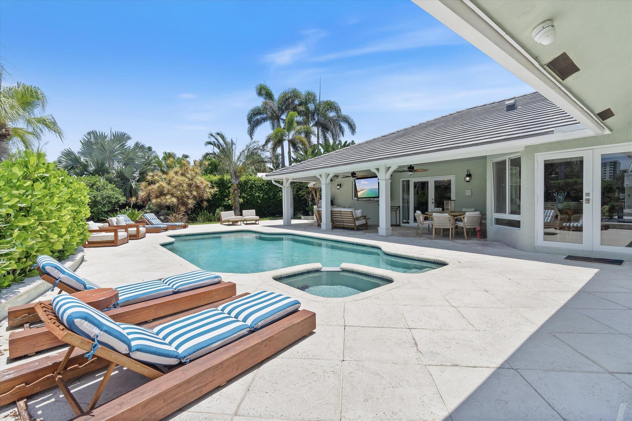 BOCA BAY COLONY - Residential Lease