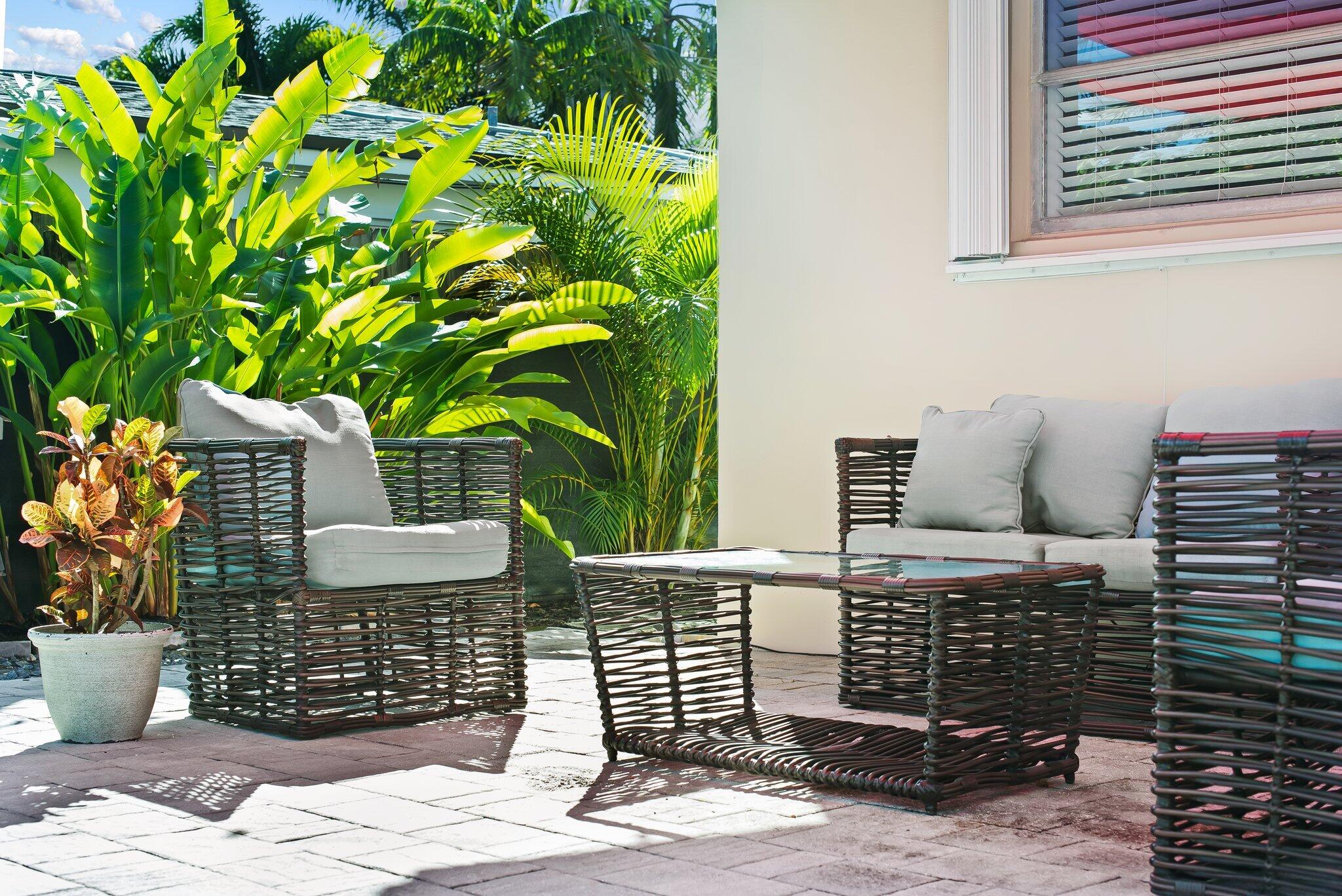BONIE VILLAS SEC ONE - Residential Lease