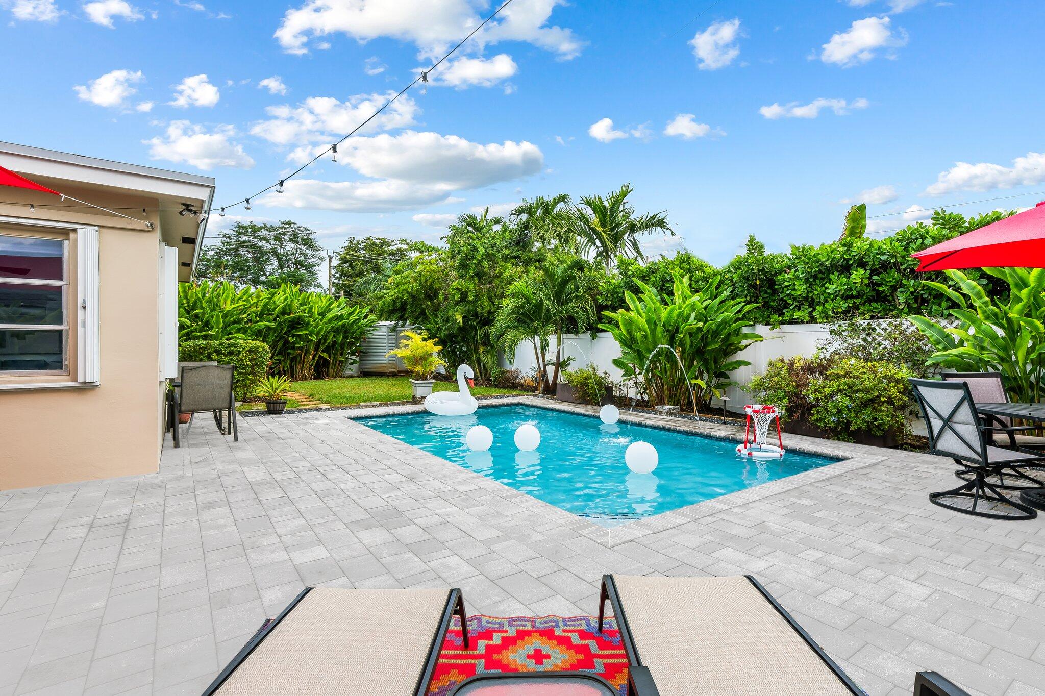 BONIE VILLAS SEC ONE - Residential Lease