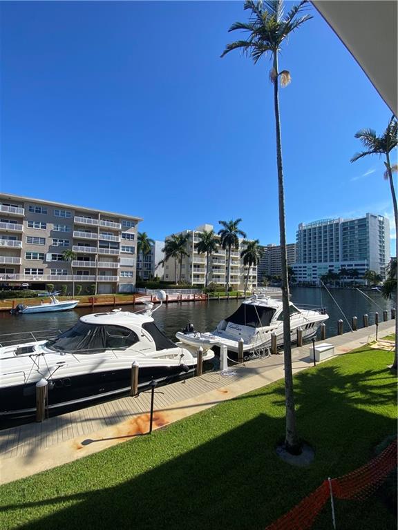 WATERSIDE ON THE INTRACOA - Residential Lease