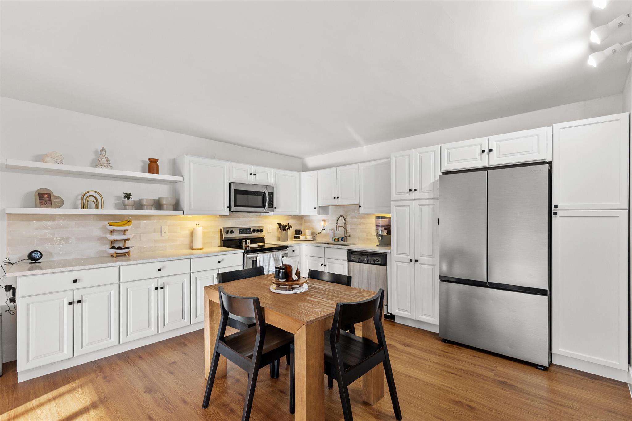 PINE RIDGE NORTH VILLAGE - Residential