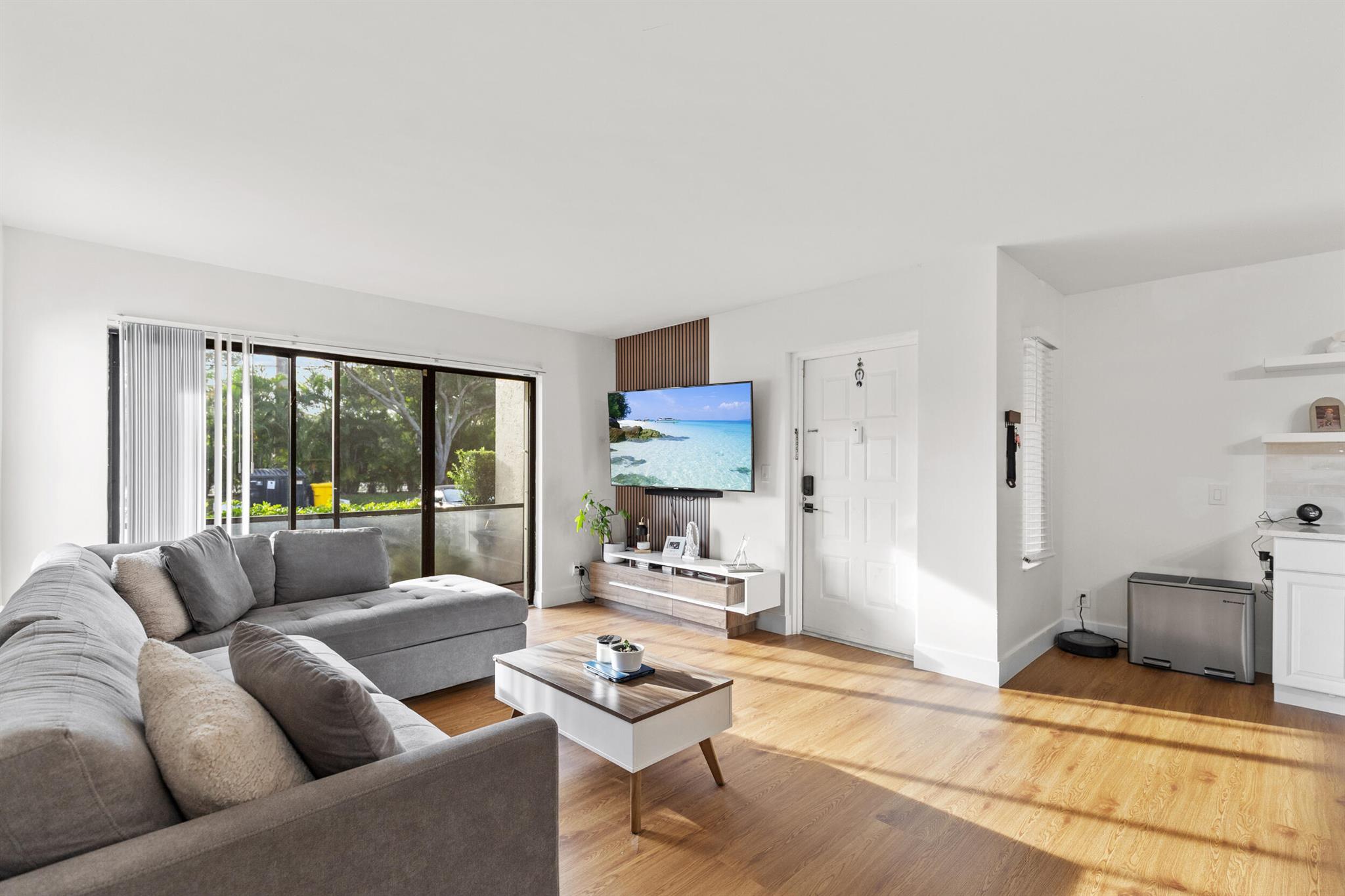 PINE RIDGE NORTH VILLAGE - Residential