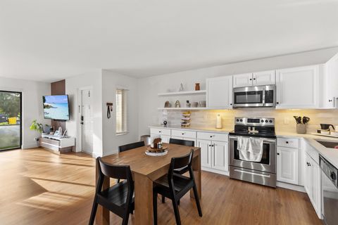 722 Sunny Pine Way D1 Greenacres FL 33415