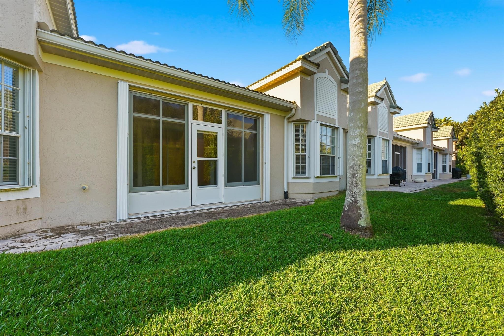 HARBOUR ISLES AT LAKE CHA - Residential