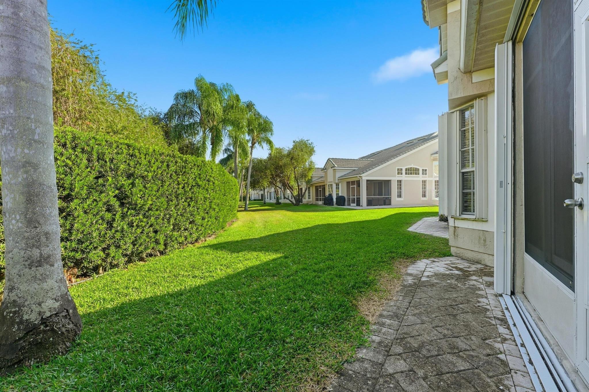 HARBOUR ISLES AT LAKE CHA - Residential