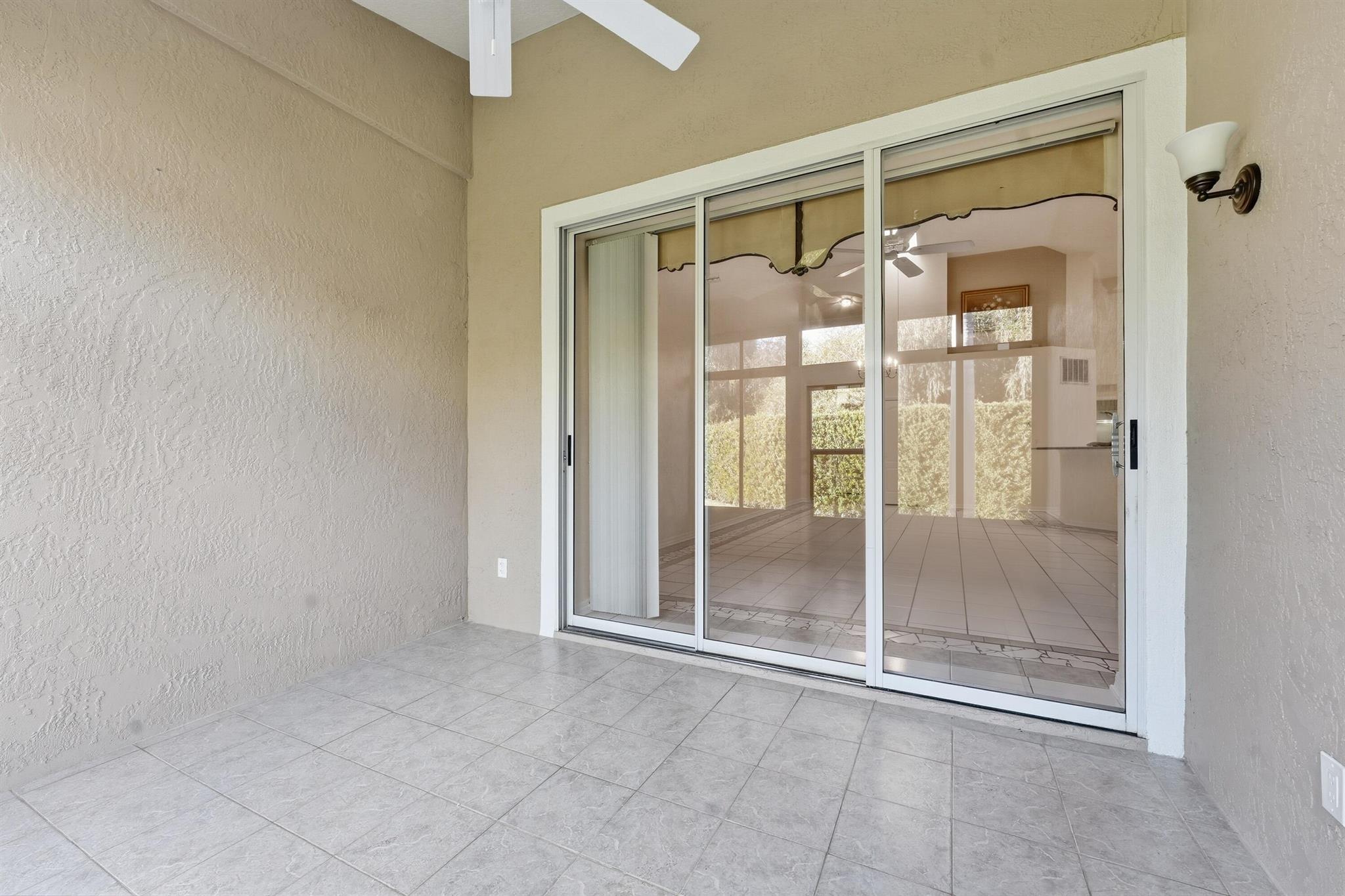 HARBOUR ISLES AT LAKE CHA - Residential