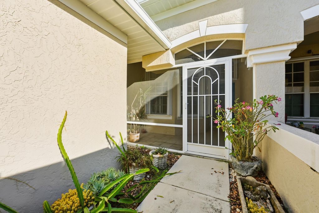 Photo of 1578 SW Harbour Isles Circle #72, Port Saint Lucie, FL 34986 (MLS # R11150102)