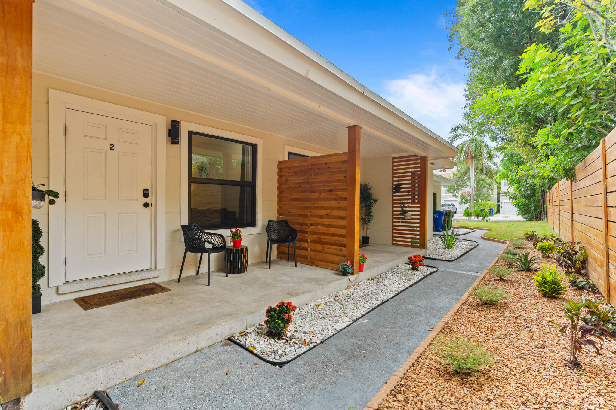 210 SW 11th Street 1-2