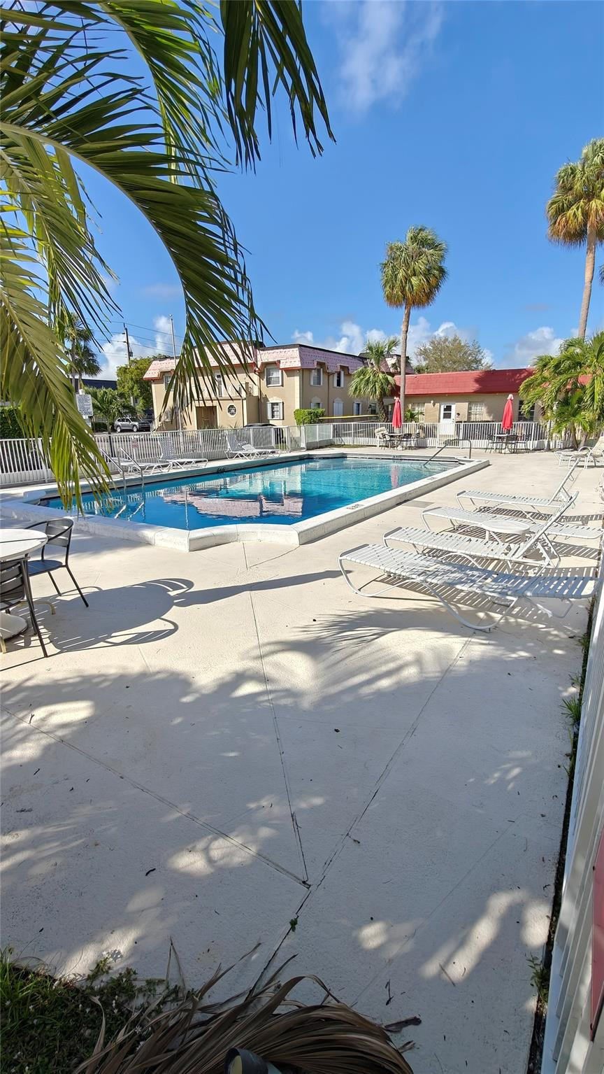 BROOKFIELD GARDENS CONDO - Residential Lease