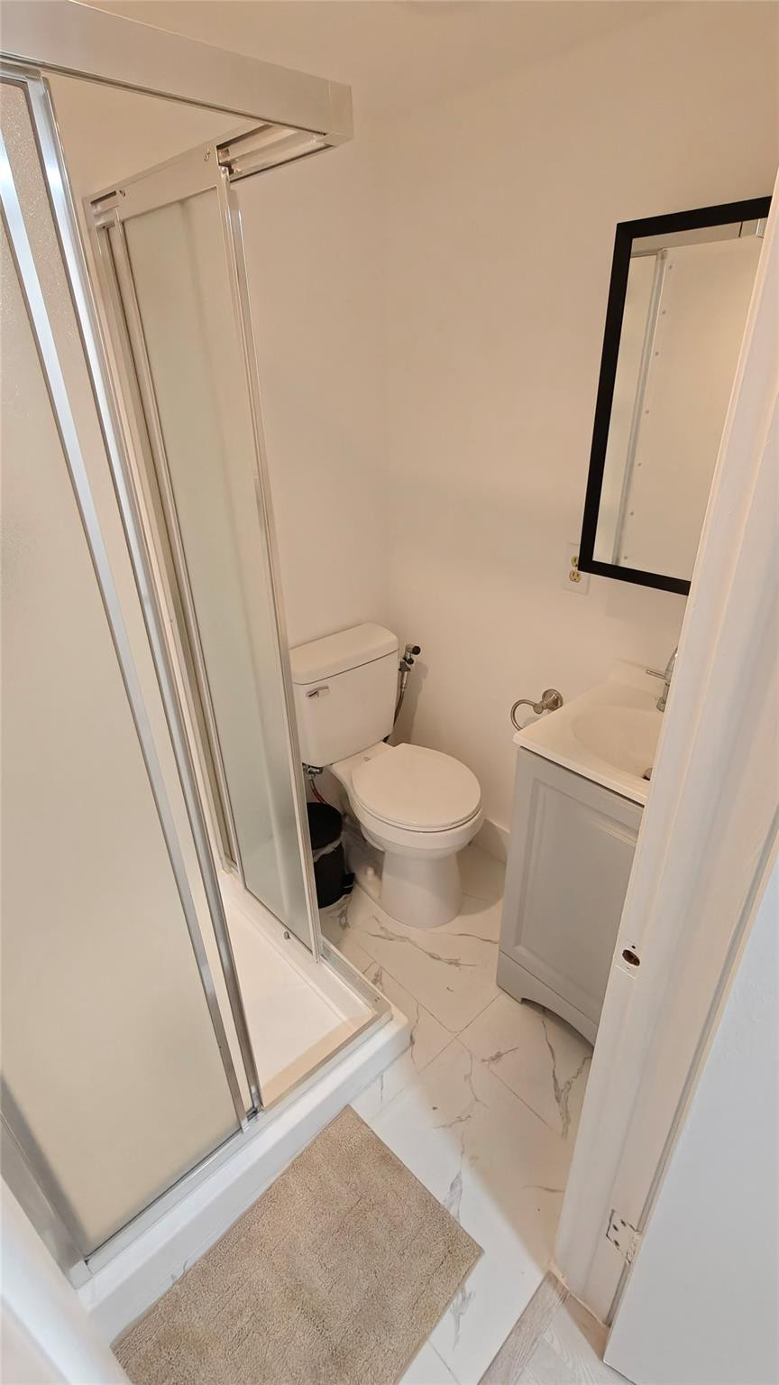 BROOKFIELD GARDENS CONDO - Residential Lease