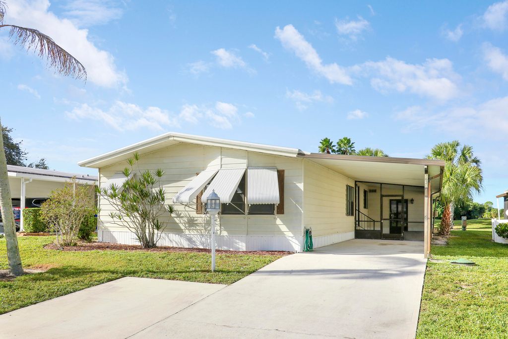 Photo of 7630 SE Shenandoah Drive, Hobe Sound, FL 33455 (MLS # R11140609)