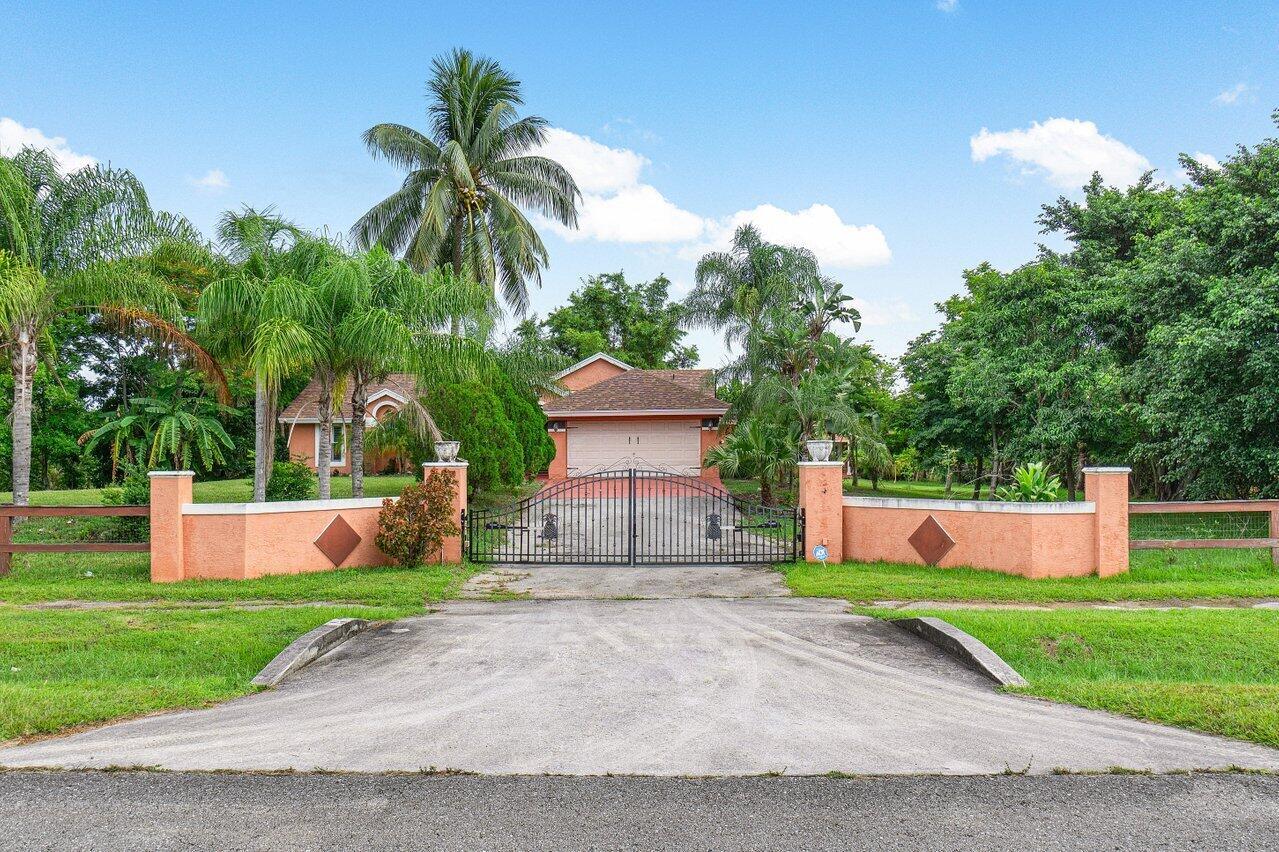 Photo 6 of 47 of 12417 Key Lime Boulevard house