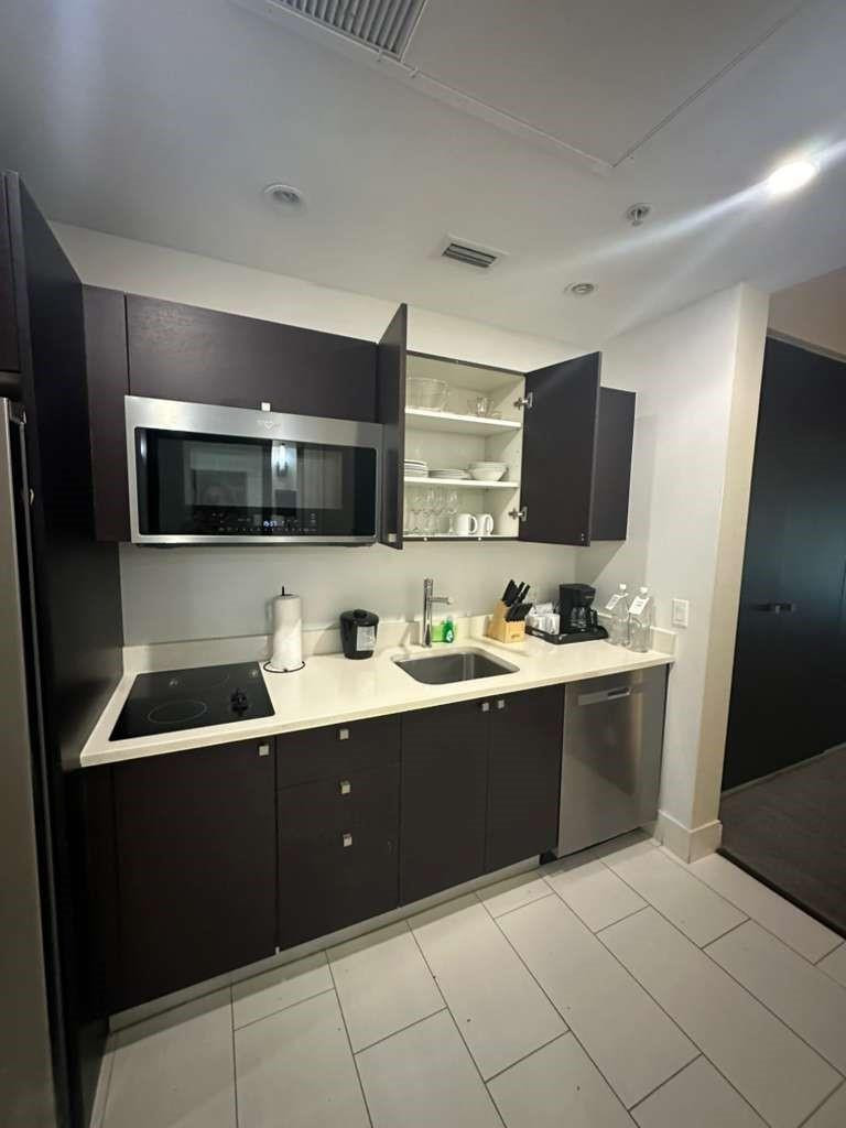 5300 NW 87th Avenue 706