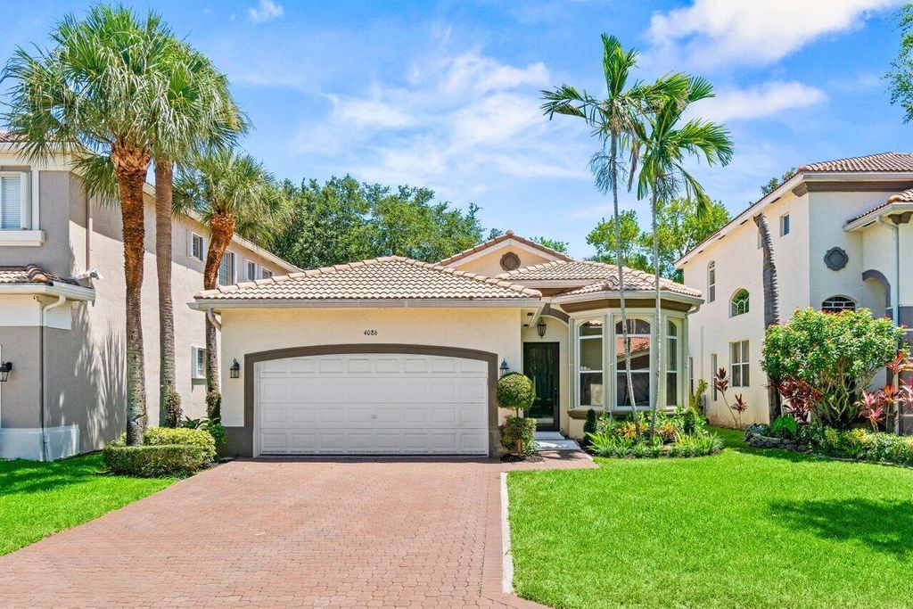 Photo of 4086 Woodhill Place, Boynton Beach, FL 33436 (MLS # R11100226)