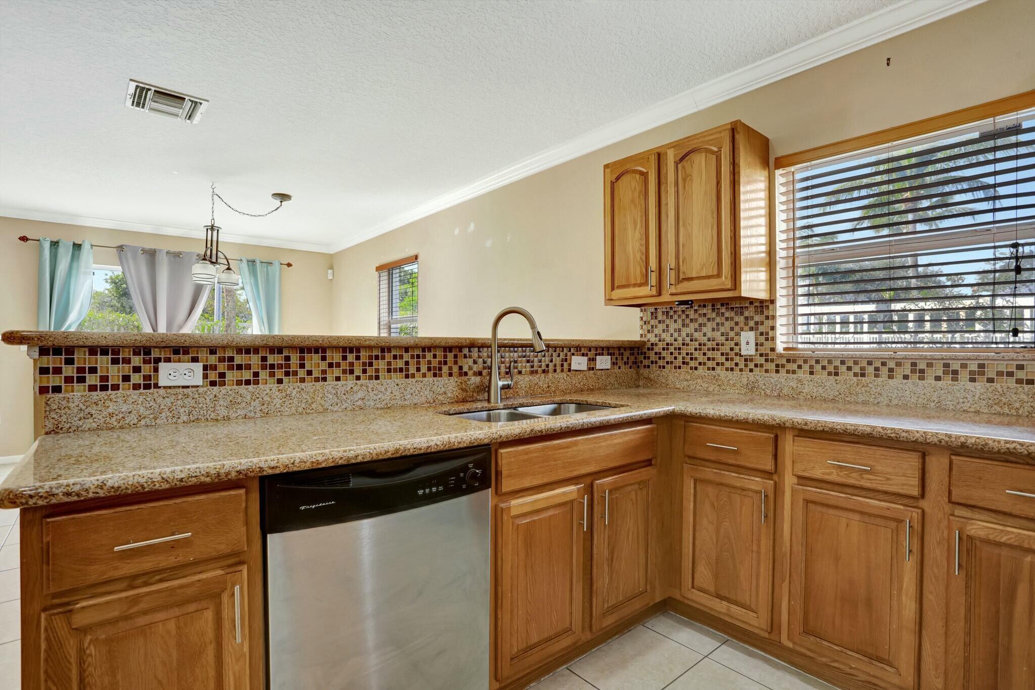 901 SW 15th Street