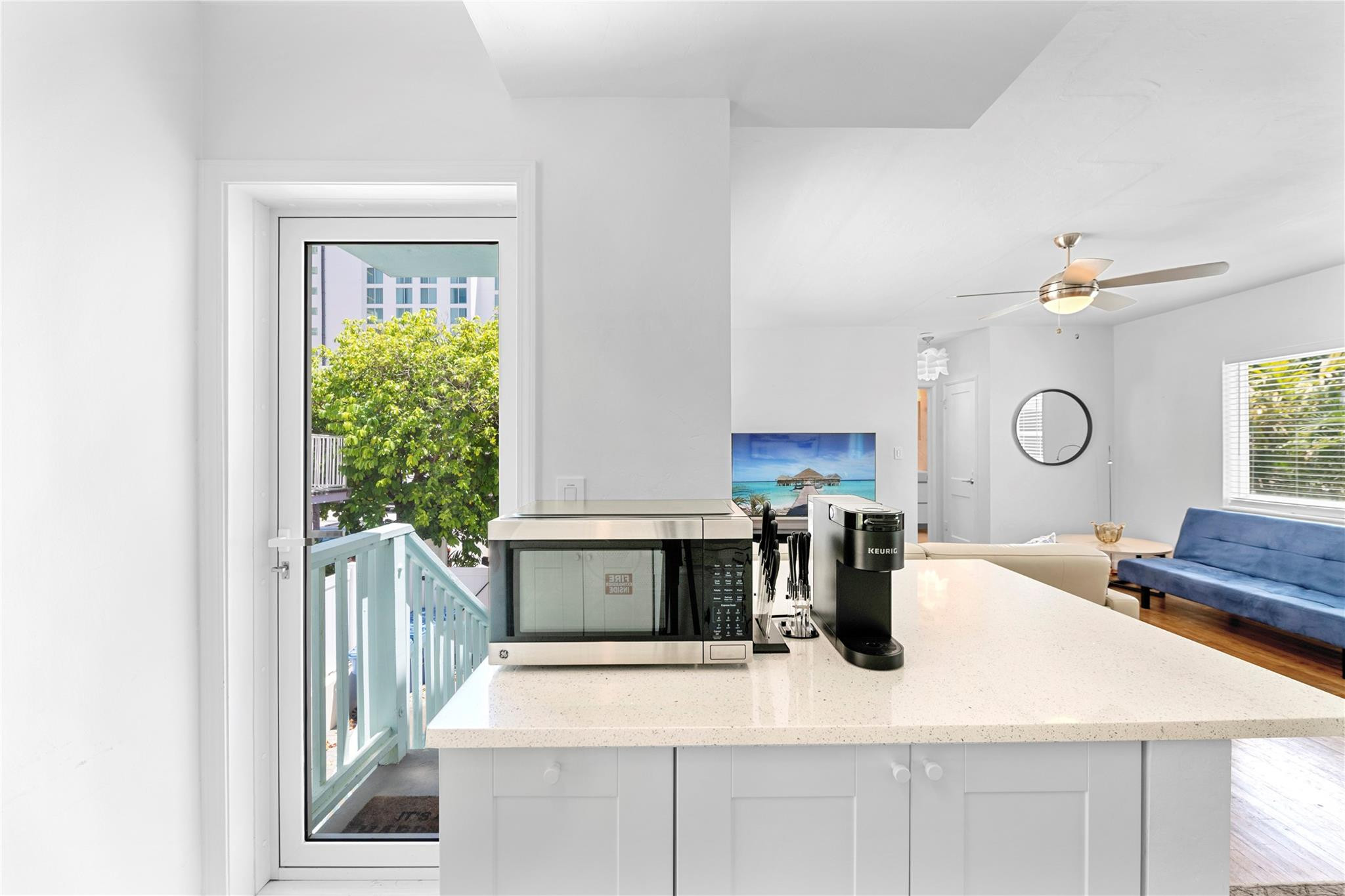 BREAKERS SEVILLE CO-OP - Residential Lease